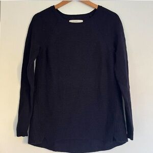 LOFT Women's Navy Blue Crew Neck Sweater